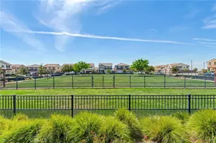 17024 Red Tail Ln, Fontana, CA 92336 - Photo 33