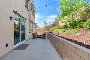 17024 Red Tail Ln, Fontana, CA 92336 - Photo 29