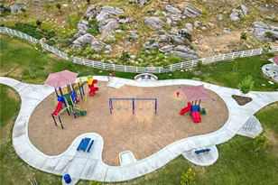 31324 Scrub Jay Rd, Winchester, CA 92596 - Photo 37