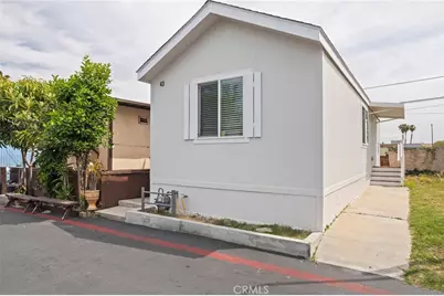 7650 Balboa Boulevard #43, Van Nuys, CA 91406 - Photo 3