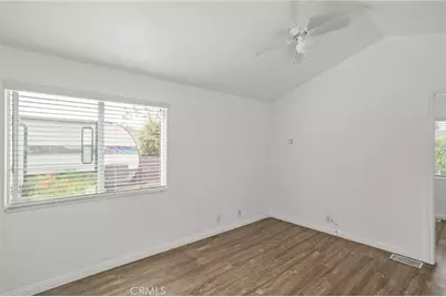 7650 Balboa Boulevard #43, Van Nuys, CA 91406 - Photo 13