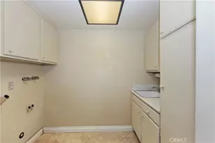 880 El Mirador, Upland, CA 91784 - Photo 23