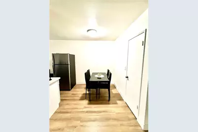 1250 E 3rd Street #8, Long Beach, CA 90802 - Photo 5