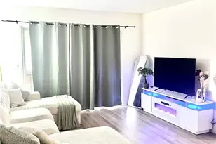 1250 E 3rd St, Long Beach, CA 90802 - Photo 3