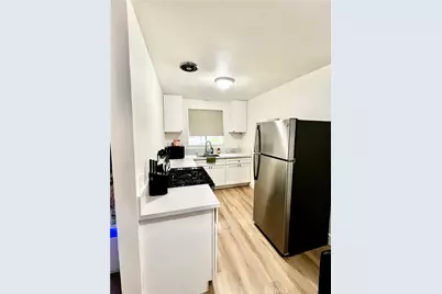 1250 E 3rd Street #8, Long Beach, CA 90802 - Photo 7