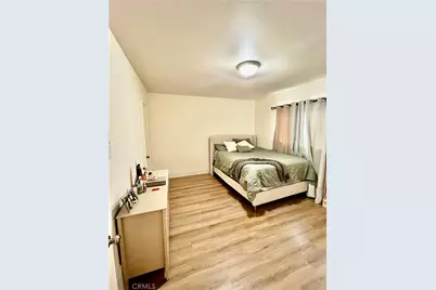 1250 E 3rd Street #8, Long Beach, CA 90802 - Photo 9