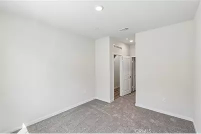 9827 Crossbay Loop #806, Jurupa Valley, CA 92509 - Photo 15