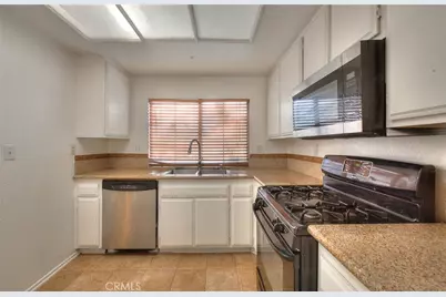 14319 Weeping Willow Lane, Fontana, CA 92337 - Photo 5