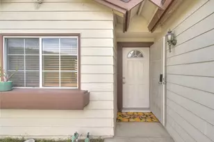 14319 Weeping Willow Ln, Fontana, CA 92337 - Photo 3