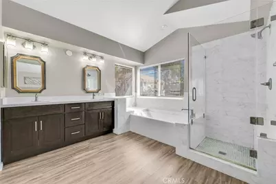 7437 Red Clover Way, Highland, CA 92346 - Photo 17