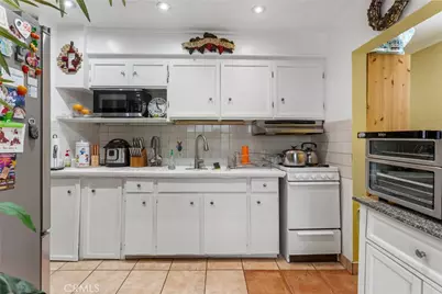 3812 Middlebury, Los Angeles, CA 90004 - Photo 15