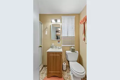 3812 Middlebury, Los Angeles, CA 90004 - Photo 21