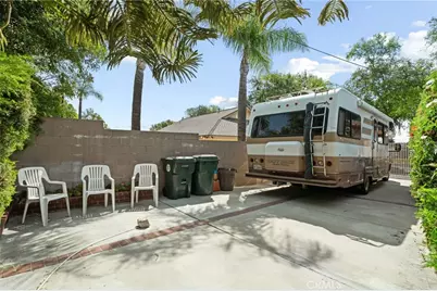 881 Dublin Court, Upland, CA 91784 - Photo 31