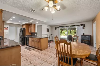 881 Dublin Court, Upland, CA 91784 - Photo 9