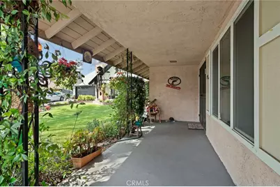 881 Dublin Court, Upland, CA 91784 - Photo 5