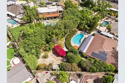 881 Dublin Court, Upland, CA 91784 - Photo 37