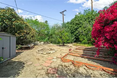 881 Dublin Court, Upland, CA 91784 - Photo 33