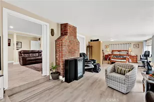 2501 Deodar St, Santa Ana, CA 92705 - Photo 21