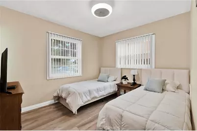 2501 Deodar St, Santa Ana, CA 92705 - Photo 23