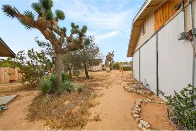 57661 Aberdeen, Yucca Valley, CA 92284 - Photo 35