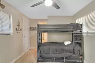 1002 Cherokee St, Fawnskin, CA 92333 - Photo 11