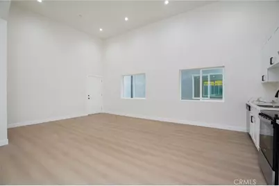 10907 S Main Street, Los Angeles, CA 90061 - Photo 11