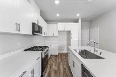 9827 Crossbay Loop #802, Jurupa Valley, CA 92509 - Photo 5