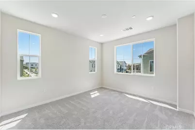 9827 Crossbay Loop #802, Jurupa Valley, CA 92509 - Photo 11