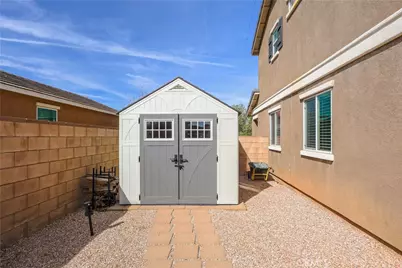 43106 Sondi Drive, Lancaster, CA 93536 - Photo 33