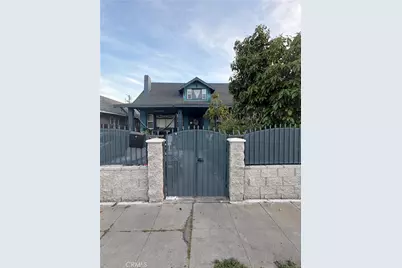 1046 W 49th, Los Angeles, CA 90037 - Photo 1