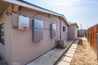 1330 N Fenimore Avenue, Covina, CA 91722 - Photo 35