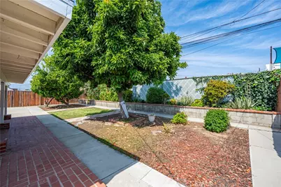 1330 N Fenimore Avenue, Covina, CA 91722 - Photo 29