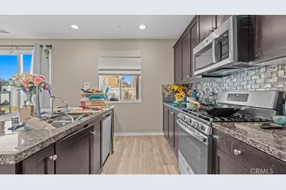 27270 Barre Drive, Menifee, CA 92584 - Photo 9