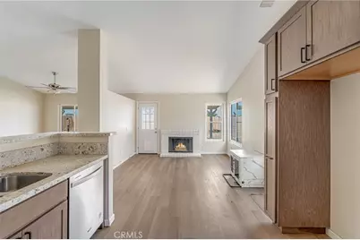 10878 Villa, Adelanto, CA 92301 - Photo 9