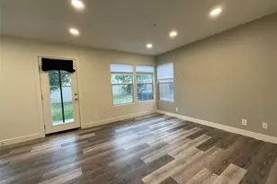 8028 Sorrento St, Fontana, CA 92336 - Photo 13