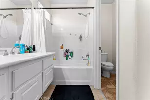 22071 Goldenchain, Moreno Valley, CA 92553 - Photo 27