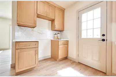 10037 Geneva, Montclair, CA 91763 - Photo 13
