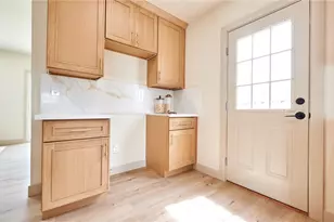 10037 Geneva, Montclair, CA 91763 - Photo 13