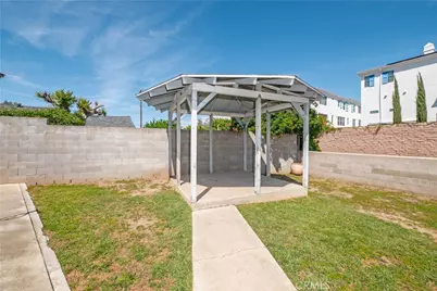 111 E Olive, La Habra, CA 90631 - Photo 21