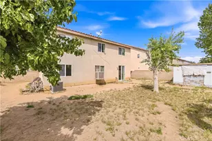 2822 Emerald, Lancaster, CA 93535 - Photo 27