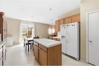 2822 Emerald, Lancaster, CA 93535 - Photo 11