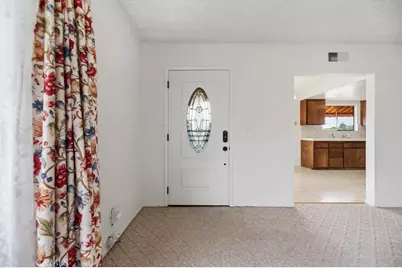 1310 Hollowell, Ontario, CA 91762 - Photo 7