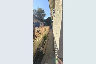 731 S Mott, Los Angeles, CA 90023 - Photo 19