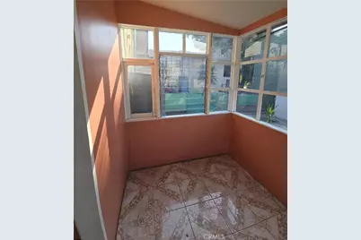 731 S Mott, Los Angeles, CA 90023 - Photo 15