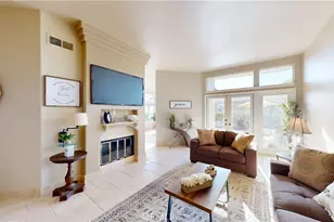 1624 Caminito Solidago, La Jolla, CA 92037 - Photo 3