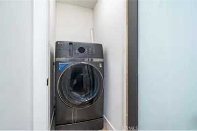 435 W 9th Street, Upland, CA 91786 - Photo 11