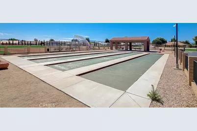 18060 Pebble Beach Drive, Victorville, CA 92395 - Photo 35