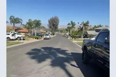 6544 Via Florencia, Jurupa Valley, CA 92509 - Photo 13