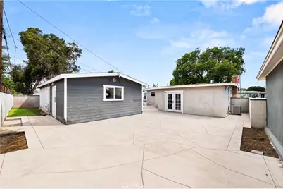 2335 Carfax, Long Beach, CA 90815 - Photo 33