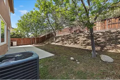 18394 Damiana, San Bernardino, CA 92407 - Photo 17